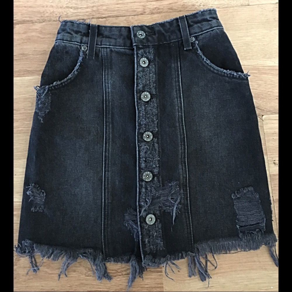 NWT LF Carmar Denim skirt